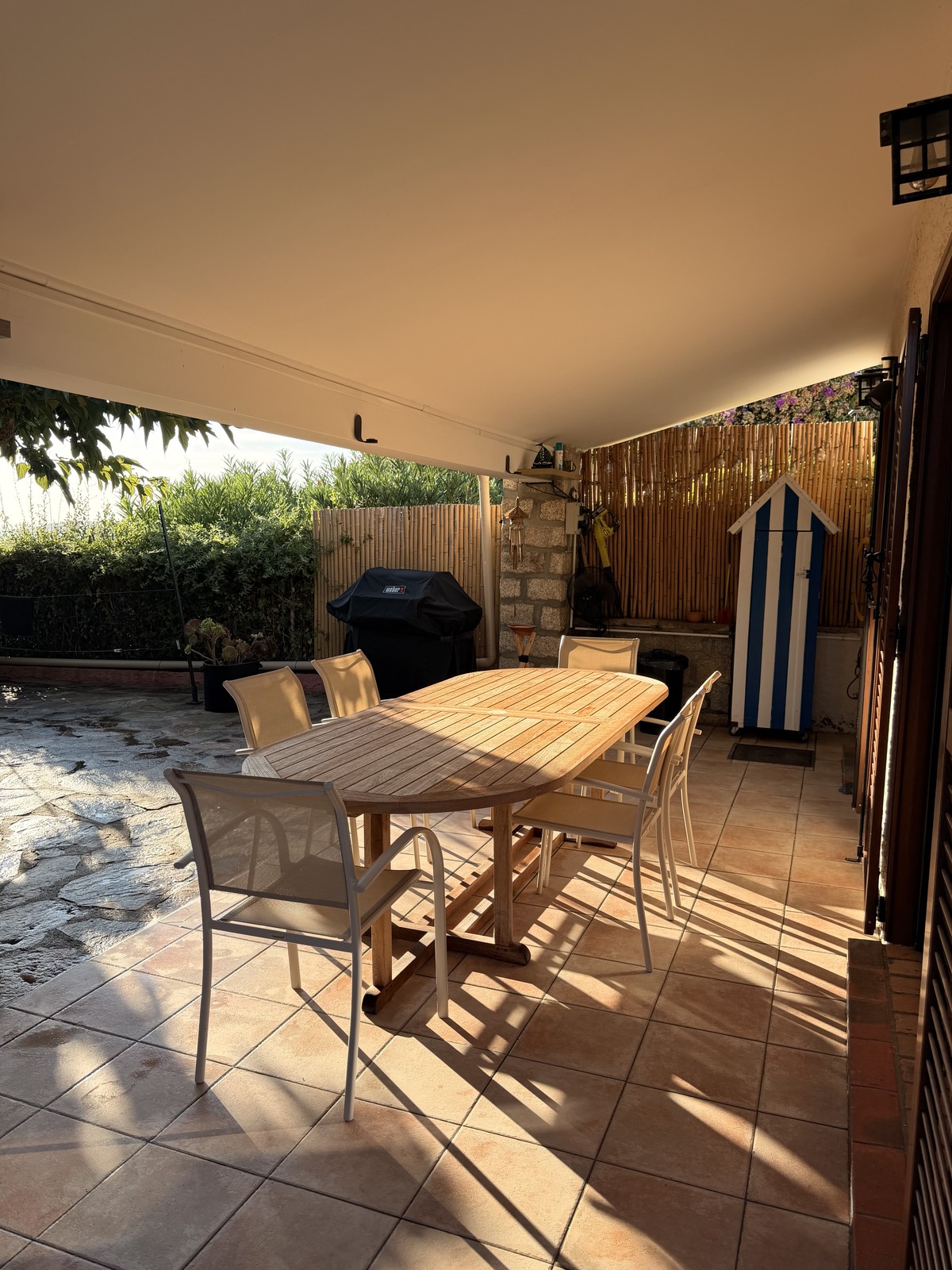 Terrasse du bas