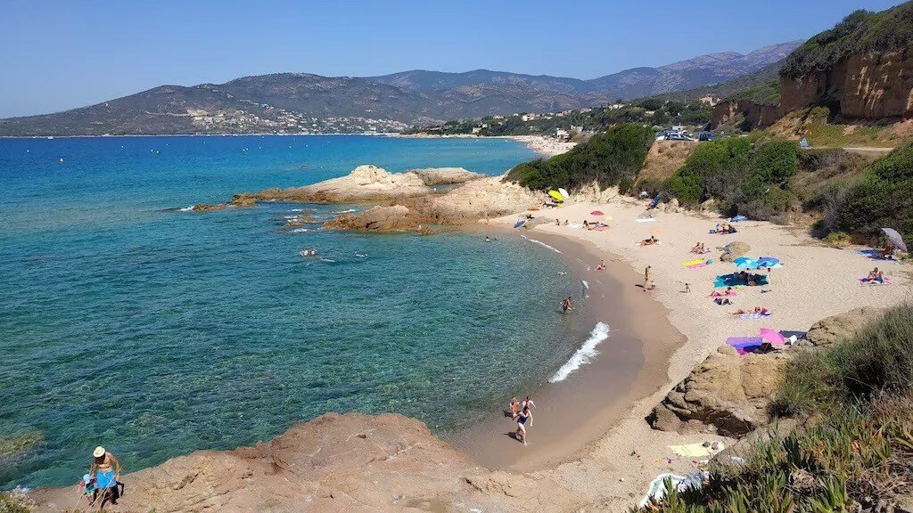 Plage de l'Arinella, la crique en contrebas de la maison