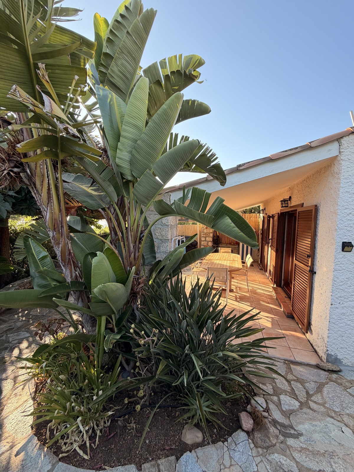La villa depuis le jardin