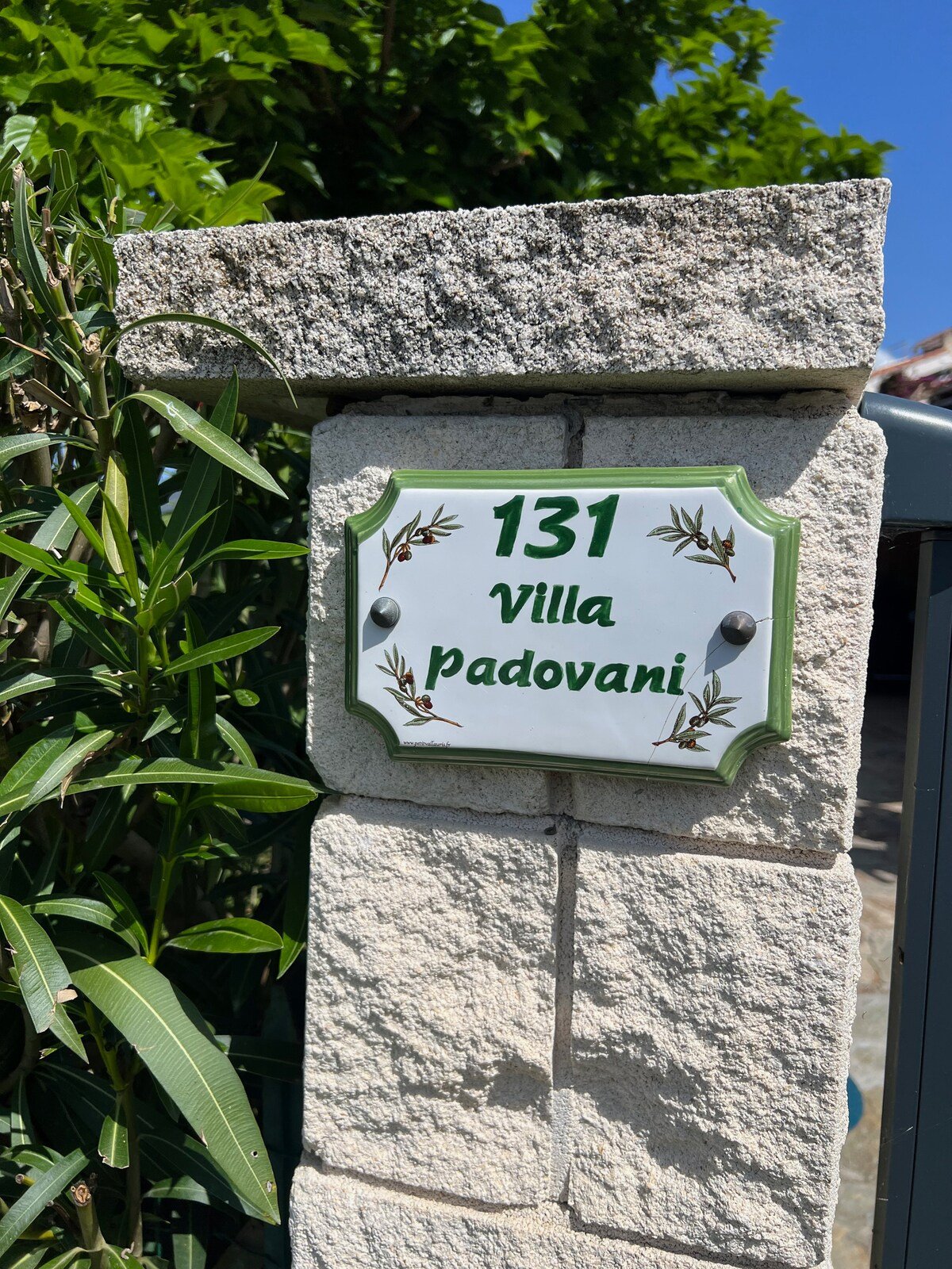 Plaque de la villa